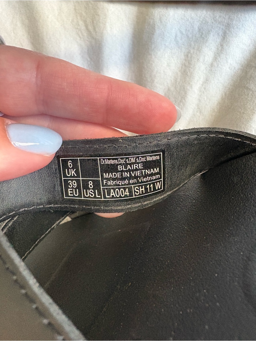 Women’s Dr. Martens - Picture 5 of 5